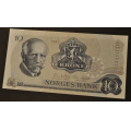10 kr. 1983 C Z  * Kv. 01 ** Katv. kr. 55 ** - Bilder er sedellen du fr. Usirkulert. Vurder fra bilder. IKKE SALR. / Tore Rimstad: NOK  20,-