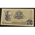 10 kr. 1977 A C  * Kv. 0/01 * Katv. kr. 65 ** - Bilder er sedellen du fr. Vurder ogs fra bilder. IKKE SALR. / Tore Rimstad: NOK  35,-