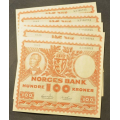 100 kr. 1949 A * Nr. rekkef. Kv. 01 * Katv. kr. 1900 * - Bilder er sedlene. Pris KJP N er 1 (en) sedell. Ved kjp av flere er de i nr. rekkeflge.Du velger antall. IKKE SALR. / Tore Rimstad: kr.  1250,-