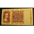 100 kr. 1977 H L * Erst. kv. 01 * katv. 670 - Bilder er sedellen du fr. Vurder ogs fra bilder. / Tore Rimstad: kr.  117,-