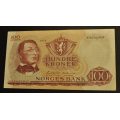 100 kr. 1973 X Erst. kv. 01 * Katv. kr. 1100 ** - Bilder er sedellen du fr. Vurder ogs fra bilder. / Tore Rimstad: kr.  4,-