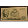 50 kr. 1977 Z Erst. kv. 1+*0 mill. * Katv. kr. 620 * - Bilder er sedellen du fr. Vurder ogs fra bilder. / Tore Rimstad: kr.  105,-