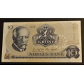 10 kr. 1978 B K * Kv. 0  * Katv. kr. 190 * - Bilder er sedellen du fr. Vurder ogs fra bilder. IKKE SALR. / Tore Rimstad: kr.  100,-