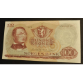 100 kr. 1972 U * Kv. 0/01 * Katv. kr. 1760 *Sjelden* - Bilder er sedellen du fr. MEGET LAVT OPPLAG P DENNE. Vurder ogs fra bilder. / Tore Rimstad: kr.  420,-