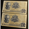 10 kr. 1976 AO* Kv. 0/01 * Nr. rekkef. Katv. kr. 105 - Bilder er sedlene. Vurder ogs fra bilder. Pris KJP N er 1 (en) sedell. Du velger antall. IKKE SALR. / Tore Rimstad: NOK  50,-