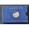 20 kr. 2003 Brilliant kv. Katv. kr. 80 ** - Bilder er likt med auksjon. Feilfrie sett. Brilliant kvalitet vil si en helt feilfri mynt. Pris KJP N er 1  (ett) sett. Du velger antall. IKKE SALR. / Tore Rimstad: NOK  40,-