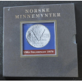 25 kr. Frigj�ringen 1970 s�lv i spesial etui - Bilder er auksjon. Stort nummerert sett med beskrivelse. vekt 29 gr. 22,88 gr. rent s�lv. Diameter 39 mm. / Tore Rimstad: kr.  111,-