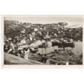 Honningsv�g. Mange hus og b�ter. Ubr. Kval 1-2. / Knut J. Myrvang: NOK  75,-