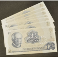 10 kr. 1979 H L * Erstatning kv.0/0-* Katv. kr.420 - Bilder er sedlene. Tidligerere NUMIS AS som kv.0. Pris KJ�P N� er(1) en sedell. Ved kj�p av flere er de nr. rekkef�lge. IKKE SAL�R. / Tore Rimstad: NOK  250,-