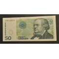 50 kr. 1996 * Kv. 0/01 * Katv. kr. 120 - Bilder er seddelen du f�r. Vurder ogs� fra bilder.Ingen bretter, men noen viker. / Tore Rimstad: kr.  50,-