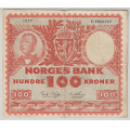 -11- 100 kroner 1957E, kv. 1-/2, brettehull,-rifter. - Signatur: Brofoss/Thorp / Numisma Mynthandel A/S: kr.  197,-