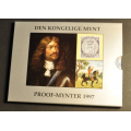PROOFSETT 1997 ** Kv.0 * - Bilder er settet du f�r. Perfekt sett uten skader. Ta ikke hensyn til at settet speiler kameraet i plast kassetten.IKKE SAL�R. / Tore Rimstad: kr.  230,-