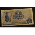 10 kr. 1973 QE  . Erst. Kv. 0  * Katv. kr. 690 ** - Bilder er  seddelen du f�r. Pen kv.0 Vurder ogs� fra bilder. / Tore Rimstad: NOK  10,-