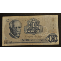 10 kr. 1979 H W  Erst. Kv. 1 * Katv. kr.105 * - Bilder er seddelen du f�r. Vurder ogs� fra bilder. / Tore Rimstad: kr.  11,-