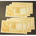 10 kr. 1956 H * Kv. 0 * Katv. kr. 730. Nr. rekkef�lge - Bilder er sedlene. Pene i kv. 0. Vurder ogs� fra bilder. Pris KJ�P N� er en (1) sedell. Ved kj�p a flere er de i nr. rekkef�lge.Du velger antall.IKKE SAL�R. / Tore Rimstad: kr.  450,-