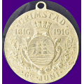 -19- Grimstad 6te Juni 1816-1916 - Kvalitet 1+/01, kh. Vor �re og Vor Mag Har Hvide Seil og Bragt. Throndsen. Aluminium. �37mm. S&H 420. Ex Agder mf, 19.11.2023. / Numisma Mynthandel A/S: kr.  150,-
