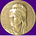 -25- Birgitte Bardot - Kvalitet 0/01. C. Lesot. S�lv. 34,91 gr.  �41mm. EX BR, 2133/5300. / Numisma Mynthandel A/S: kr.  325,-