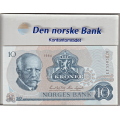 -9- 10 kroner 1984 CY, kv. usirkulert - Signatur: Wold/Sag�rd
Kommer innsatt i hardplast fra DNB. Kontantomr�det / Numisma Mynthandel A/S: kr.  54,-