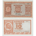 -14- Lott 2 stk. 10 kroner 1945 C & 1973 R, VK - Signatur: Meldahl Nielsen
1945 C, kv. 1-/2, kantmangel.
Signatur: Wold/�degaard
1973 R, kv. 01 / Numisma Mynthandel A/S: kr.  1,-