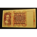 100 kr. 1977 Q K Br. �rst. Kv god. 01 * Katv. kr. 830 * - Bilder er seddelen du f�r. Vurder fra bilder. Katalogverdi satt ut fra brunt �rstall. Tar et lite forbehold, men mener det er brunt �rstall. / Tore Rimstad: kr.  100,-