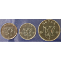 -1- Lott 3 stk. 1 �rer 1943 & 2 �re 1943, VK - NM292. 2 stk. 1 �rer 1943, kv. 0/01 & 01 soft preg.
NM287. 2 �re 1943, kv. 1+/01, litt korr / Numisma Mynthandel A/S: kr.  1,-