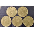 -25- Lott 5 stk. 50 �rer 1954-57, VK - Kvalitet 1 til 1+/01, by etter bilder:
NM72. 1954 x2
NM73. 1955
NM75. 1957 x2 / Numisma Mynthandel A/S: kr.  1,-